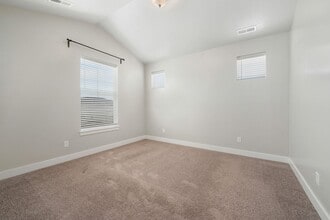 13483 Commodus Dr in Riverton, UT - Building Photo - Building Photo