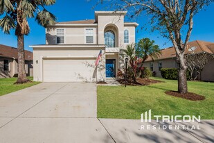 14323 Gnatcatcher Terrace in Lakewood Ranch, FL - Building Photo