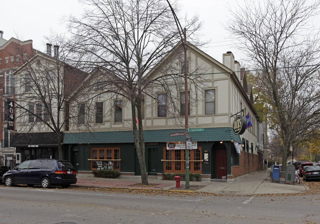 2852-2856 N Southport Ave in Chicago, IL - Building Photo