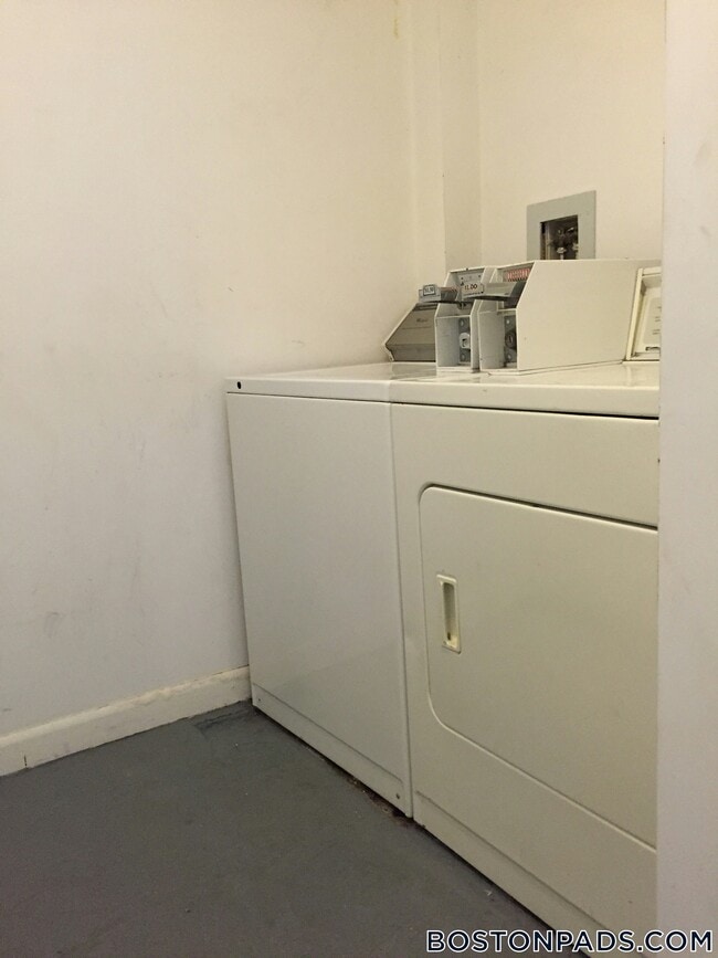 43 May St in Cambridge, MA - Building Photo - Building Photo