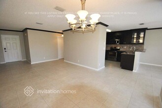 6648 Duval Ave in West Palm Beach, FL - Foto de edificio - Building Photo