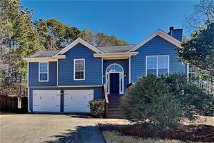 1210 Hannah Ct SE in Dacula, GA - Building Photo