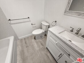 6615 Pacific Ave in Los Angeles, CA - Building Photo - Building Photo