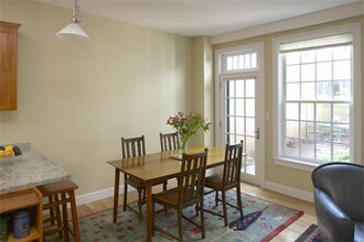 150 Hampshire St, Unit 2 in Cambridge, MA - Building Photo - Building Photo