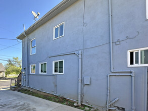 4140 Broadway in Sacramento, CA - Building Photo - Building Photo