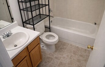 1705 Benttree Dr, Unit B in Killeen, TX - Building Photo - Building Photo