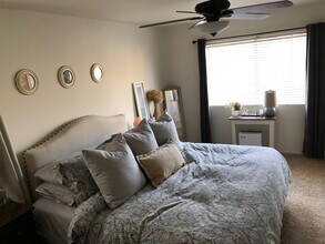 7388 Freeman Pl in Goleta, CA - Foto de edificio - Building Photo