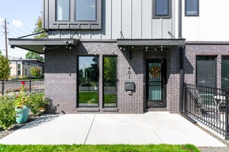 1401 Yates St in Denver, CO - Building Photo - Building Photo