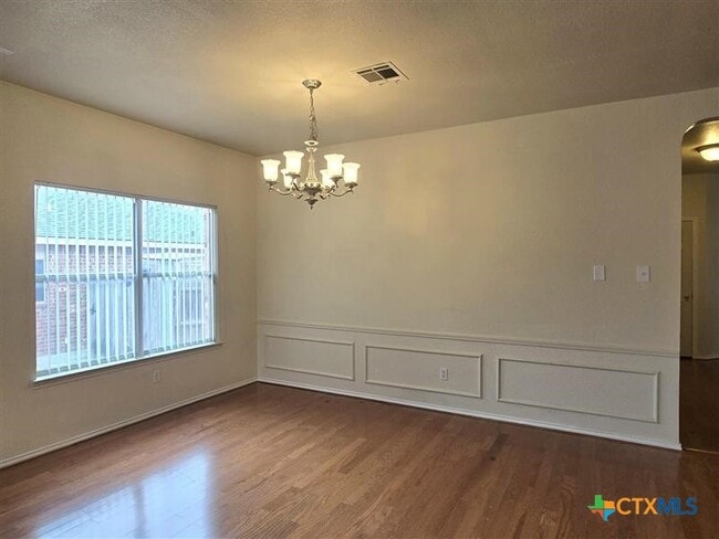 property at 514 Prospector Trl