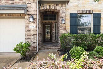 1535 Giles Dr in Richmond, TX - Building Photo - Building Photo