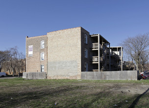 3404 W Walnut St in Chicago, IL - Building Photo - Building Photo