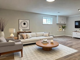 259 Sidney St in Quinte West, ON - Building Photo