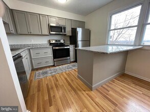 136 Scott St in Front Royal, VA - Building Photo - Building Photo