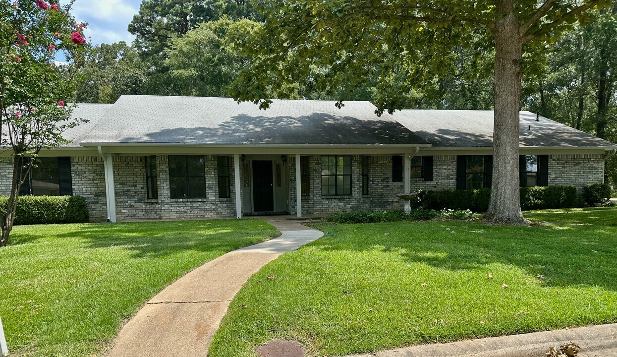 5802 Kevin St in Texarkana, TX - Building Photo