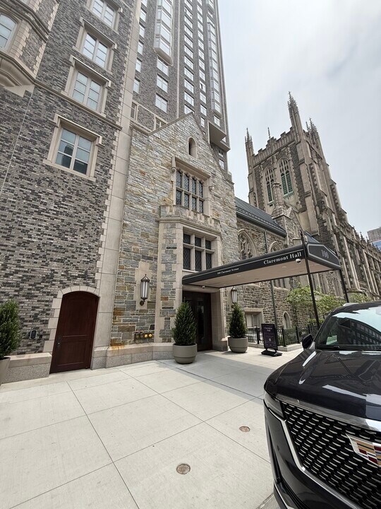 100 Claremont Ave, Unit 12 in New York, NY - Foto de edificio
