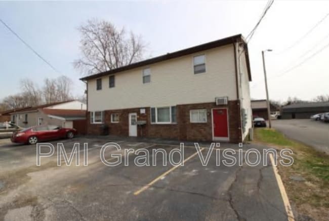 property at 16 W Buchanan Ave