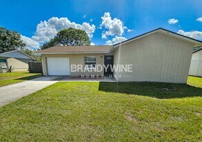 14024 Arbor Knoll Cir in Tampa, FL - Building Photo