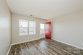 234 Hoskins Mill Ln in Charlotte, NC - Building Photo - Building Photo