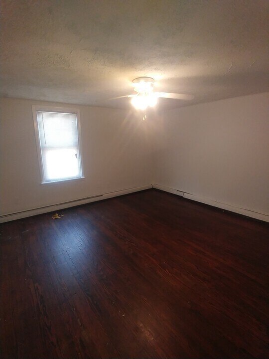 600-606 MacDade Blvd in Collingdale, PA - Building Photo