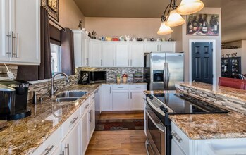 55743 E 39th Ave in Strasburg, CO - Building Photo - Building Photo