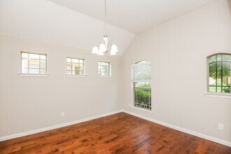 6300 Chalk Hollow Dr in Fort Worth, TX - Building Photo - Building Photo