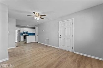 9609 18th Bay St in Norfolk, VA - Building Photo - Building Photo