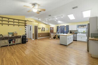 408 Etheredge St in Bushnell, FL - Building Photo - Building Photo