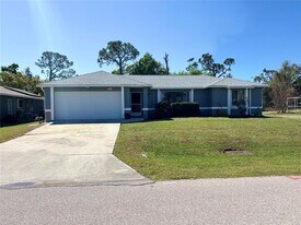 22497 Glen Ave in Port Charlotte, FL - Building Photo