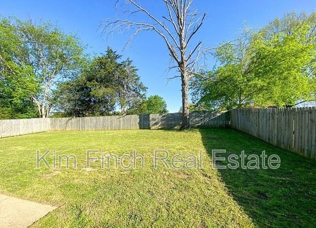3845 Shadow Oaks Pkwy in Horn Lake, MS - Building Photo - Building Photo