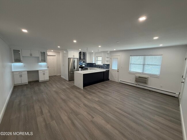 135 Wharfside Dr in Monmouth Beach, NJ - Building Photo - Building Photo