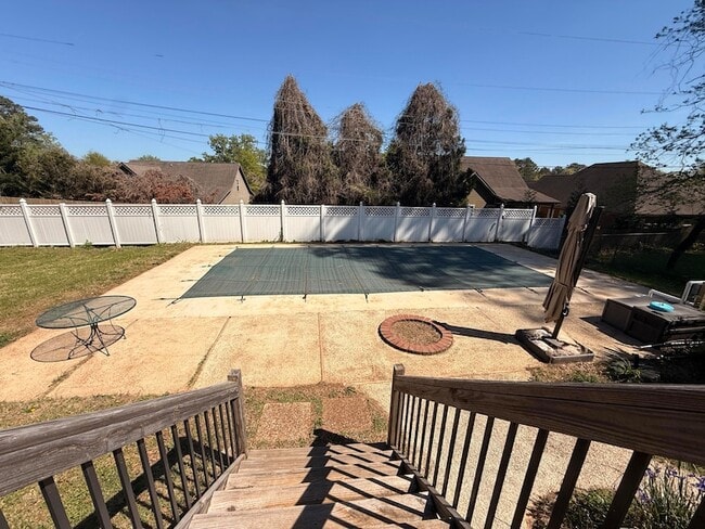 1012 Elaine Trail in Chattanooga, TN - Building Photo - Building Photo