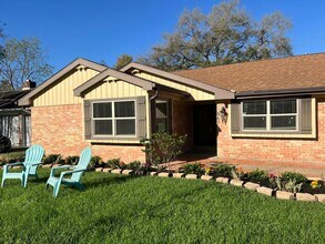 867 Carlingford Ln in Houston, TX - Building Photo - Building Photo