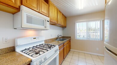 1440 Lincoln Ave, Unit 25 in San Diego, CA - Foto de edificio - Building Photo