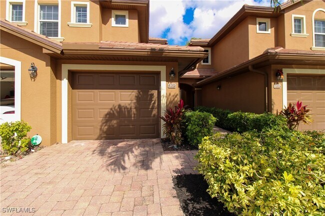 6657 Alden Woods Cir in Naples, FL - Building Photo - Building Photo