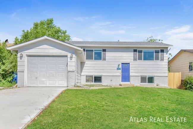 property at 4340 College View Dr