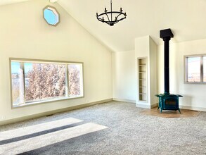 592 Locust St S in Twin Falls, ID - Building Photo - Building Photo