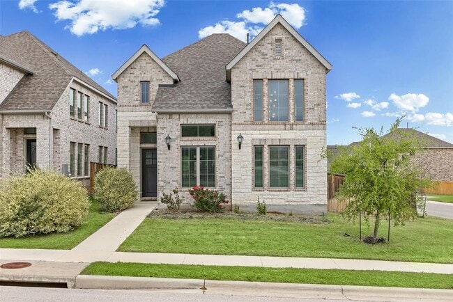 property at 904 Azul Lagoon Dr