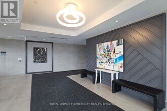 200-200 Lagerfeld Dr in Brampton, ON - Building Photo - Building Photo
