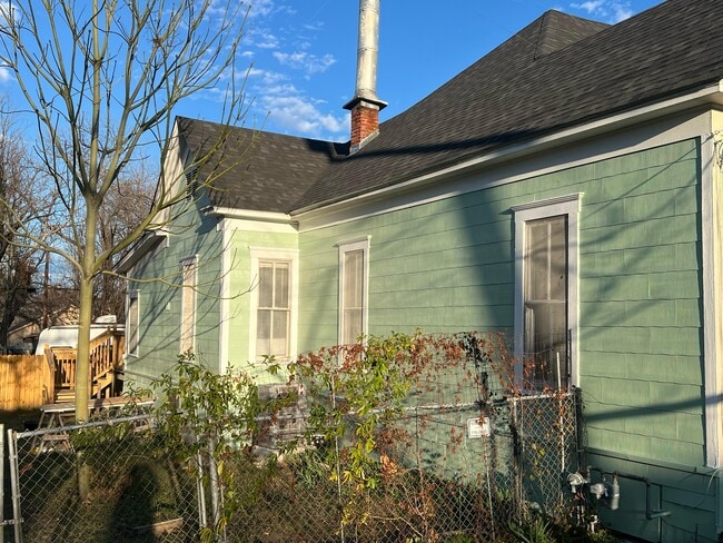 719 N 11th St in Waco, TX - Building Photo - Building Photo