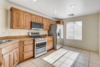 9522 Grandview Spring Ave in Las Vegas, NV - Building Photo - Building Photo