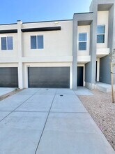 325 S 1930 W in Hurricane, UT - Building Photo - Building Photo