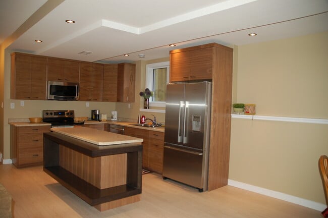 property at 1508 Laura Av