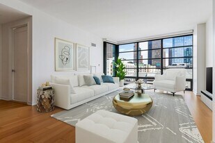 580 Washington St, Unit 1207 in Boston, MA - Building Photo