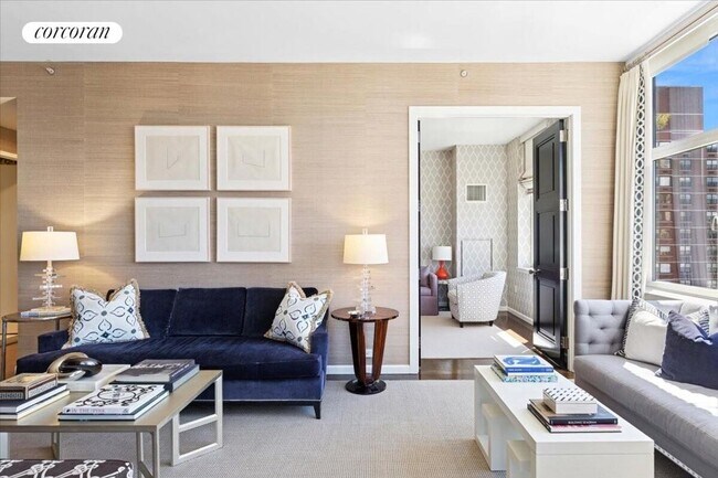 181 E 90th St in New York, NY - Building Photo - Building Photo