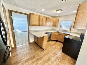 1511 Elmont Rd in Sullivan, MO - Foto de edificio - Building Photo