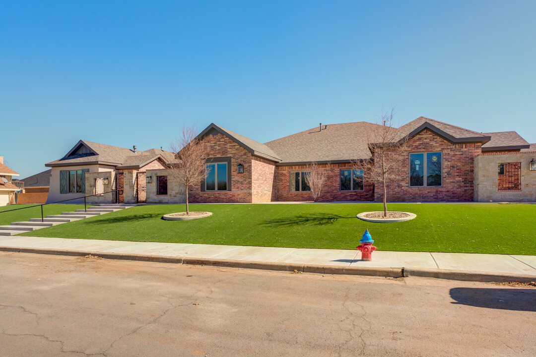 2512 N Meadow Dr in Lubbock, TX - Building Photo