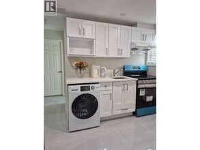 3850 Fir St in Burnaby, BC - Building Photo - Building Photo