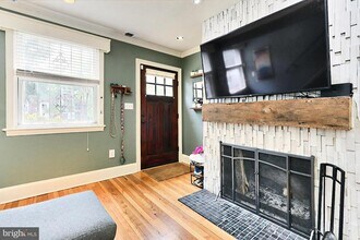 1724 E St NE in Washington, DC - Building Photo - Building Photo