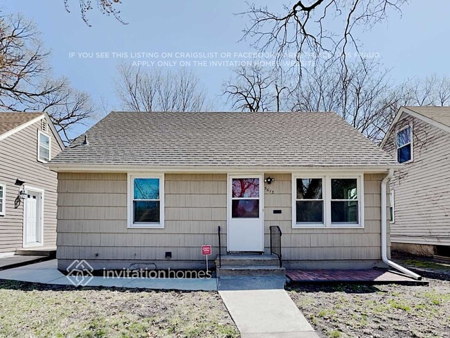 property at 5613 27th Ave S