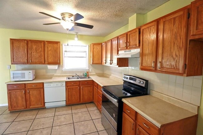 209 Margaret Ln in Del Rio, TX - Building Photo - Building Photo